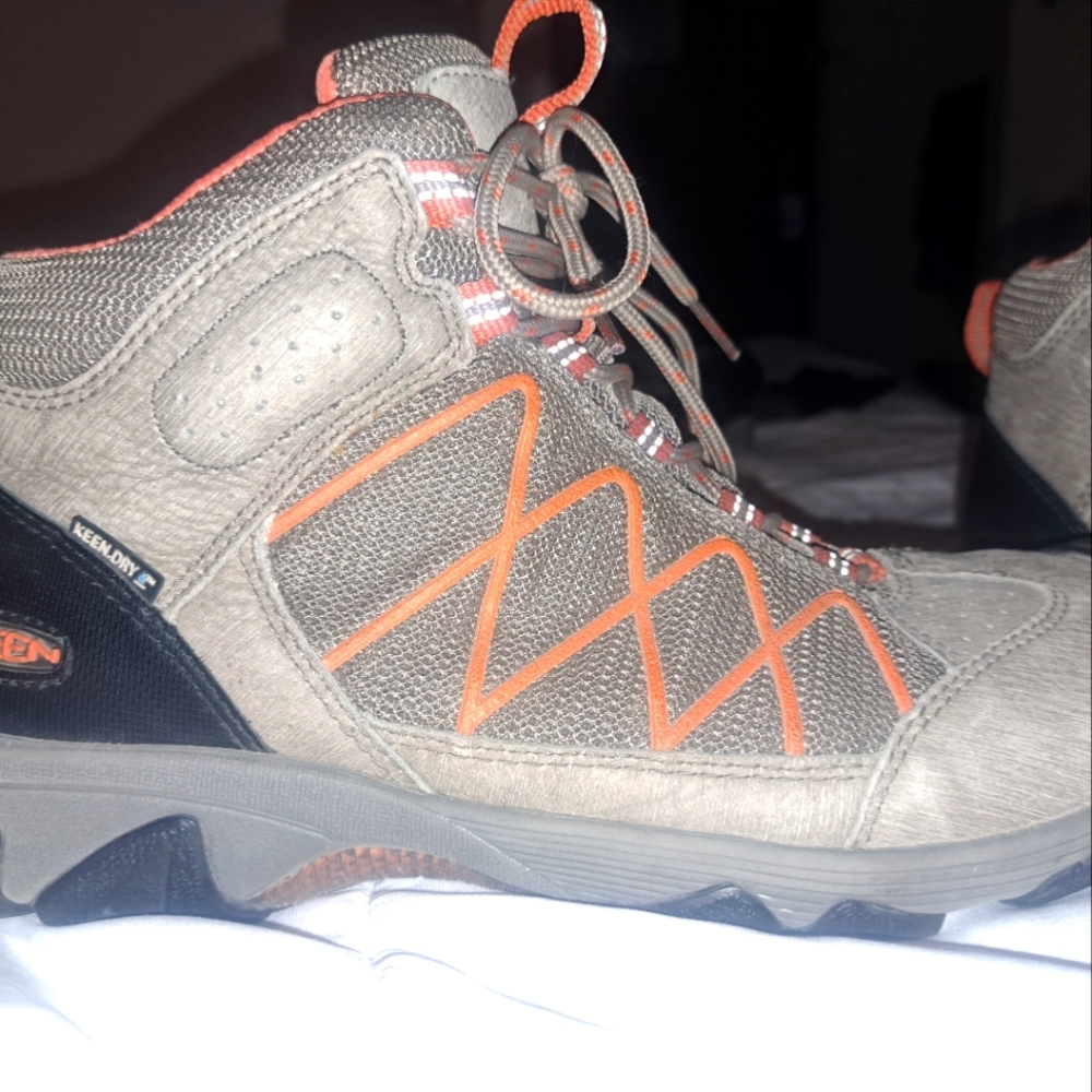Keen hiking boots